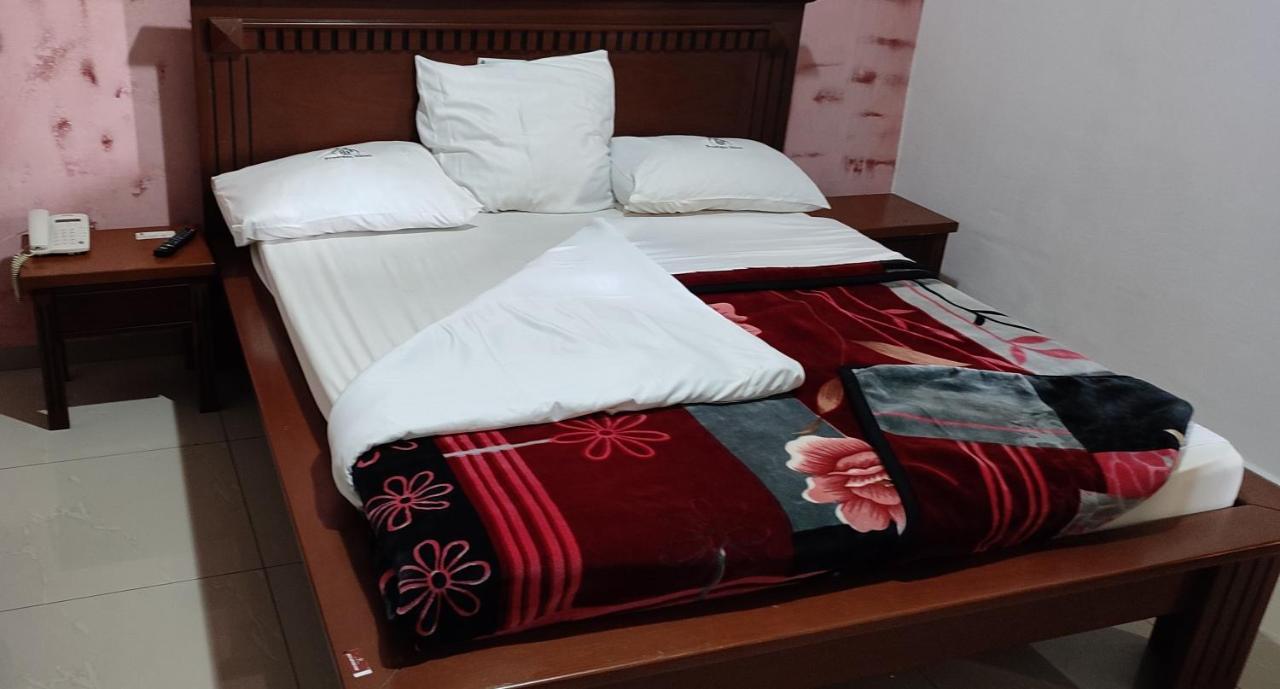 Prodiges Hotel Yaoundé Zewnętrze zdjęcie