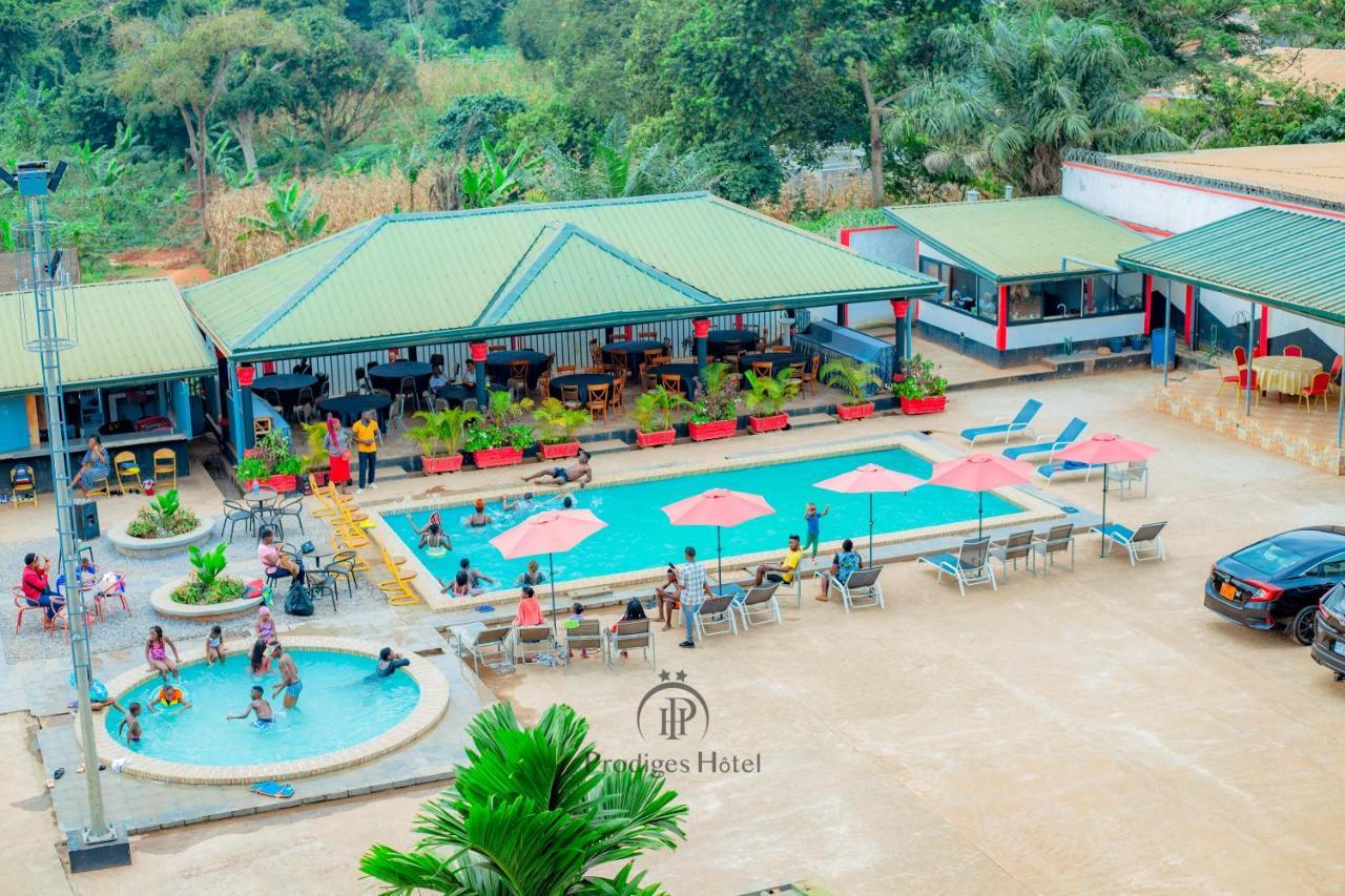 Prodiges Hotel Yaoundé Zewnętrze zdjęcie
