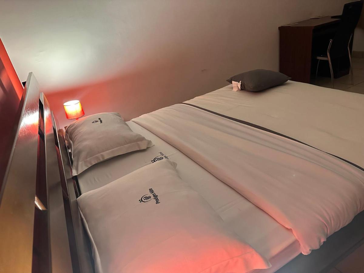 Prodiges Hotel Yaoundé Zewnętrze zdjęcie