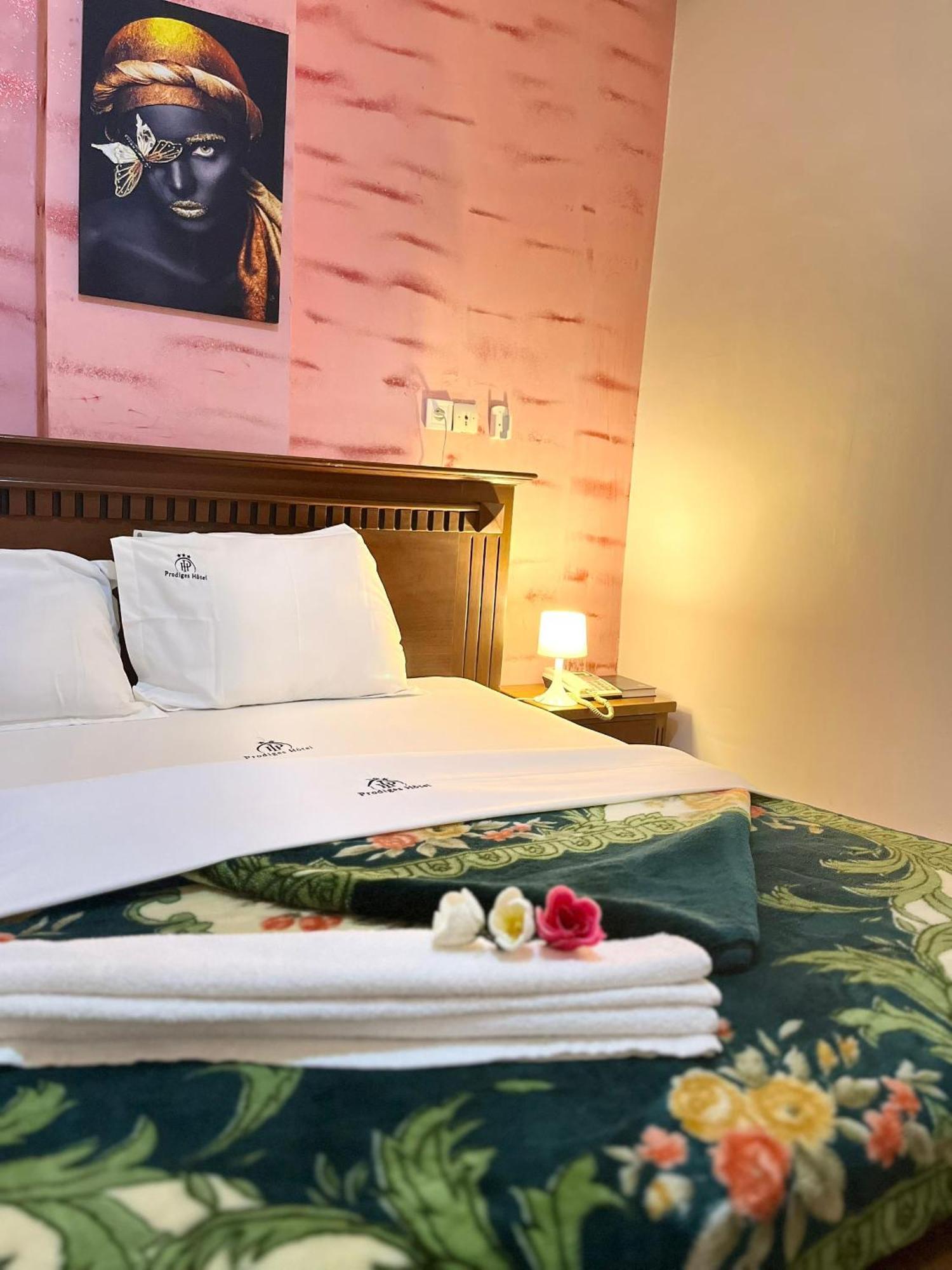 Prodiges Hotel Yaoundé Zewnętrze zdjęcie